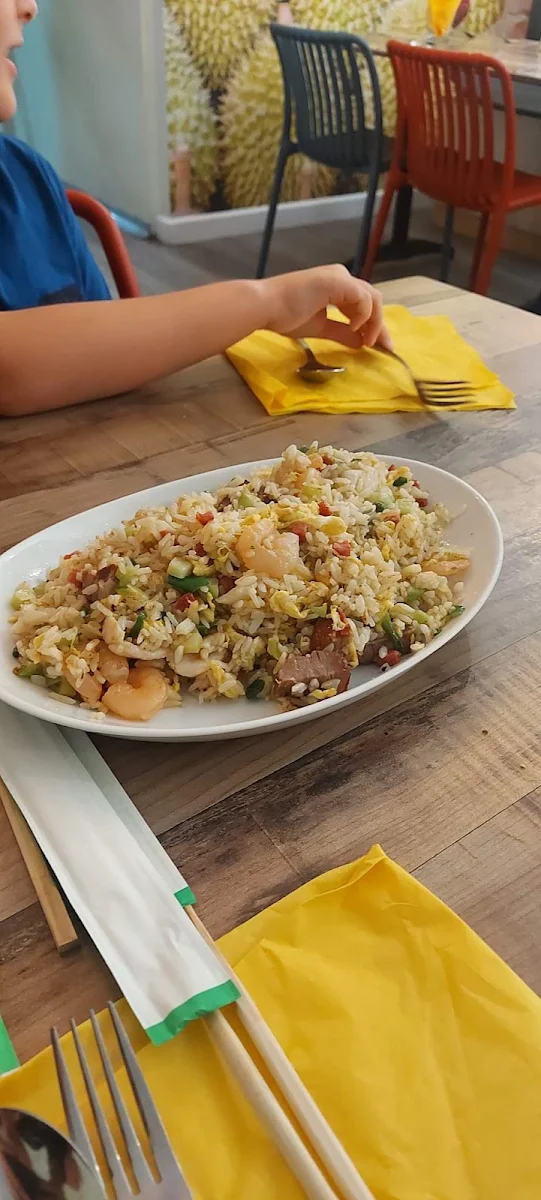 Highlights, Pedas Malaysia and Chinese Restaurant