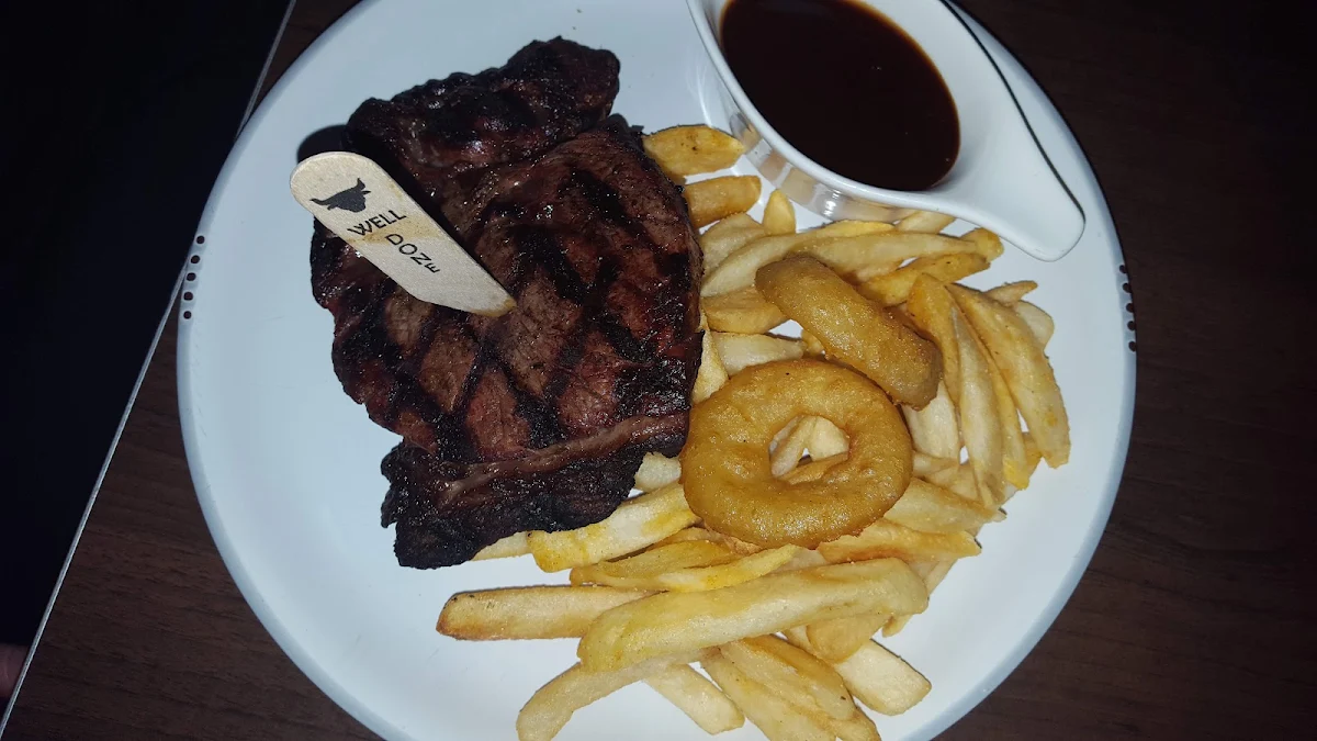 Steak and Chips, Fitzy's Waterford