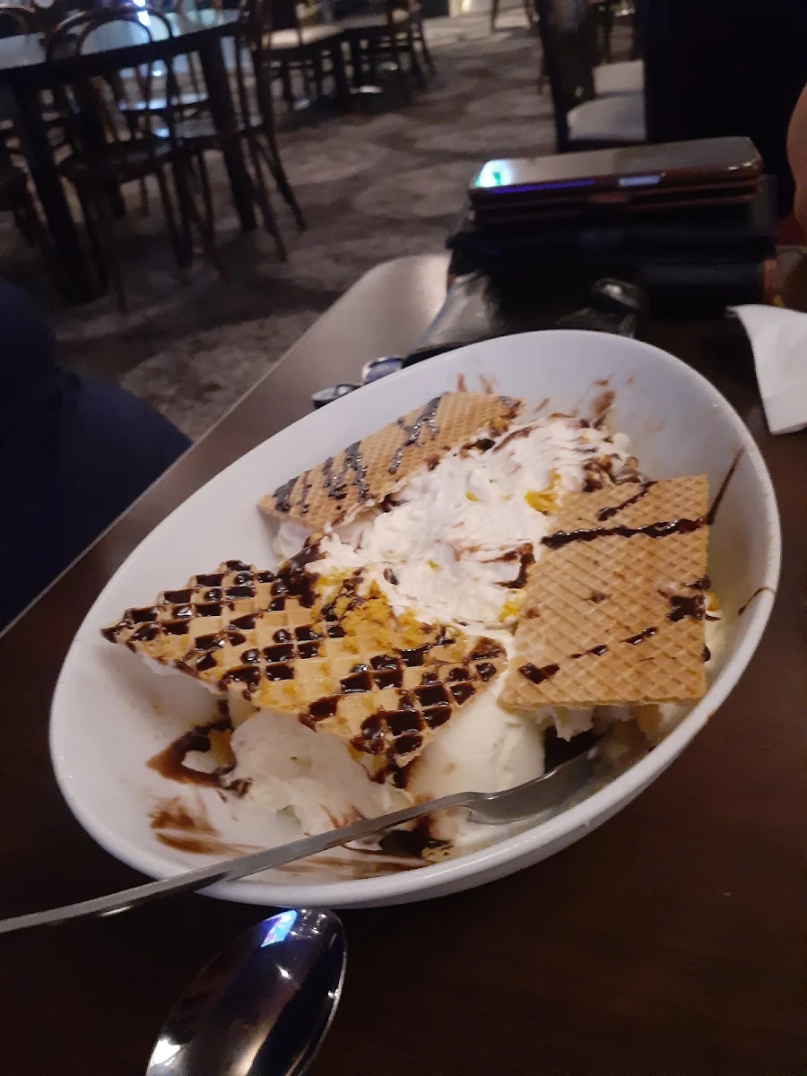 Super Sundae, Fitzy's Waterford