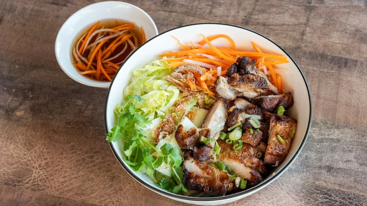 Highlights, Banh Mi Sil Vous Plait 2