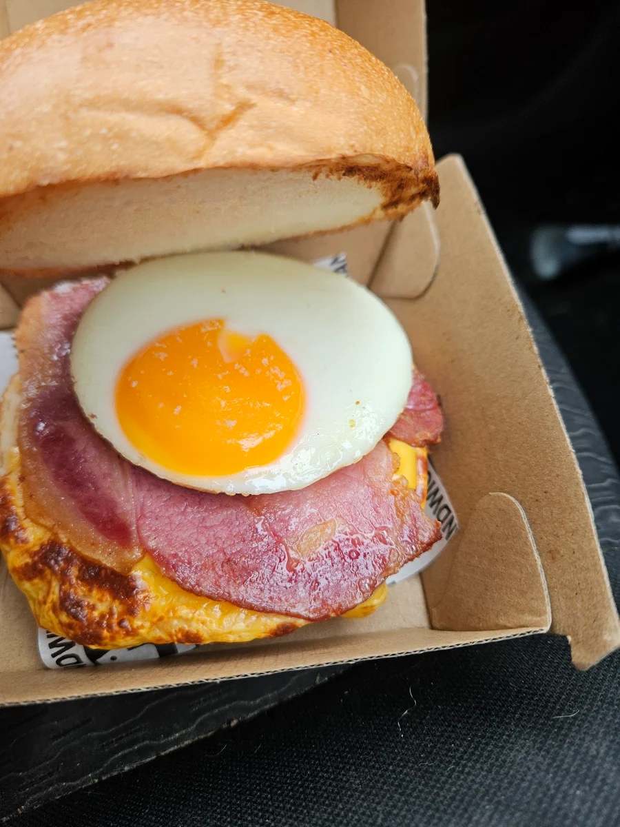 Brekky Roll, Sandwich Society