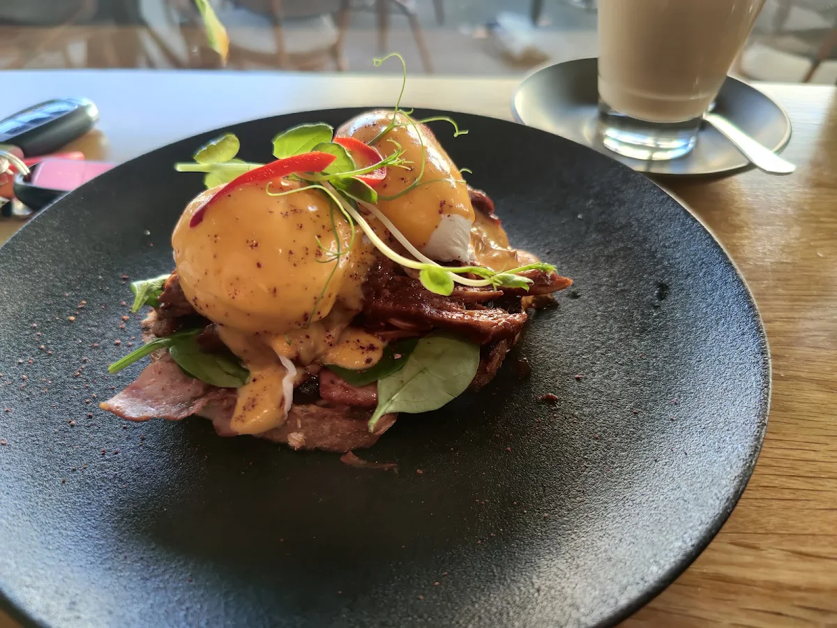 Eggs Benedict