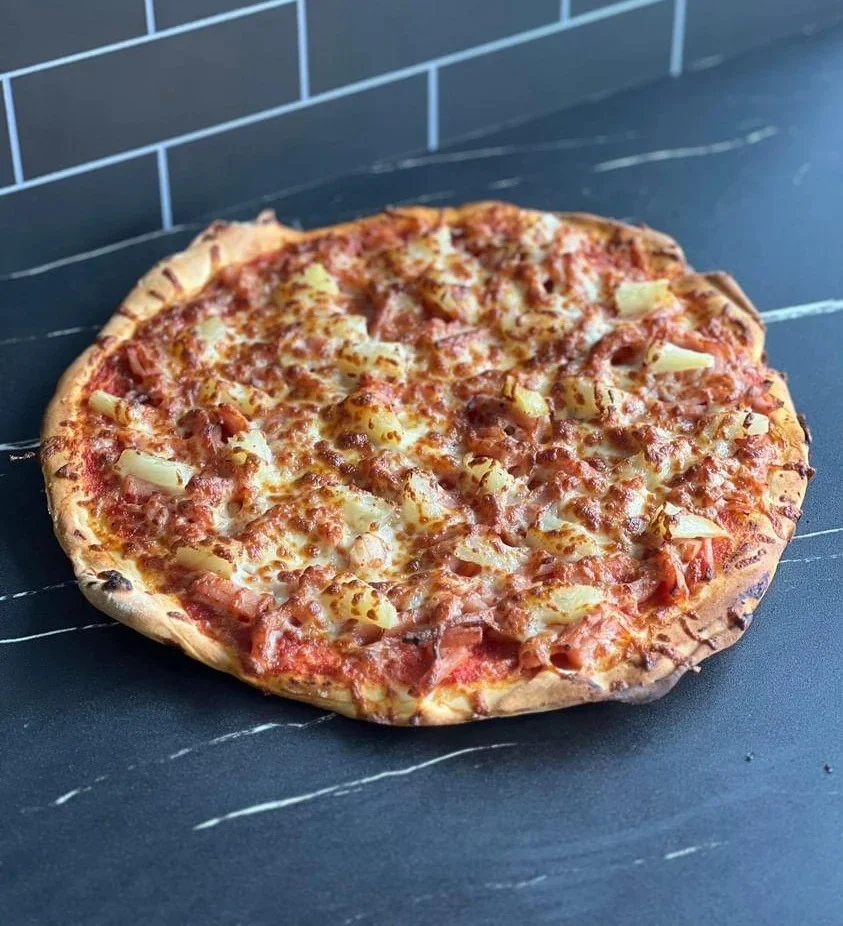 Highlights, Steve's Pizza House