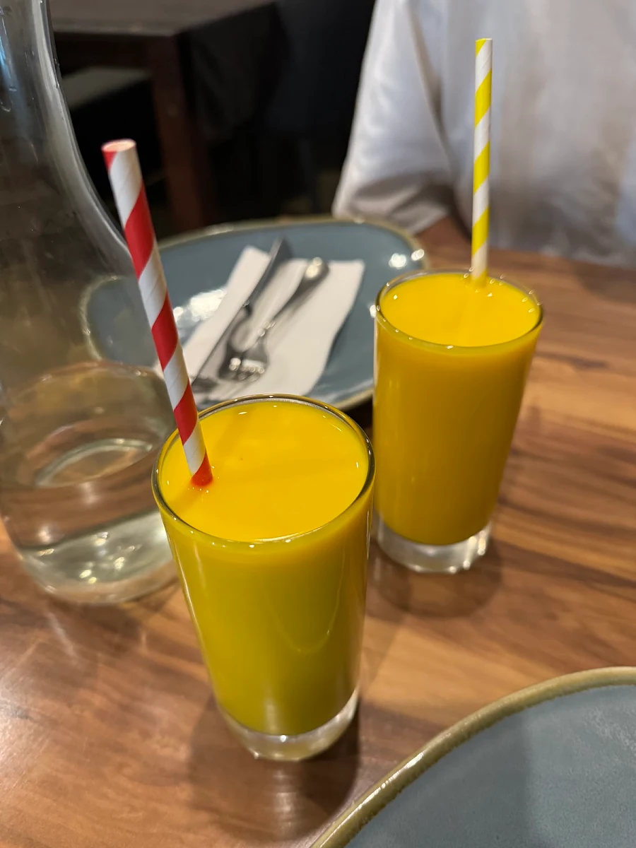 Mango Lassi, 3 Brothers on Chapel