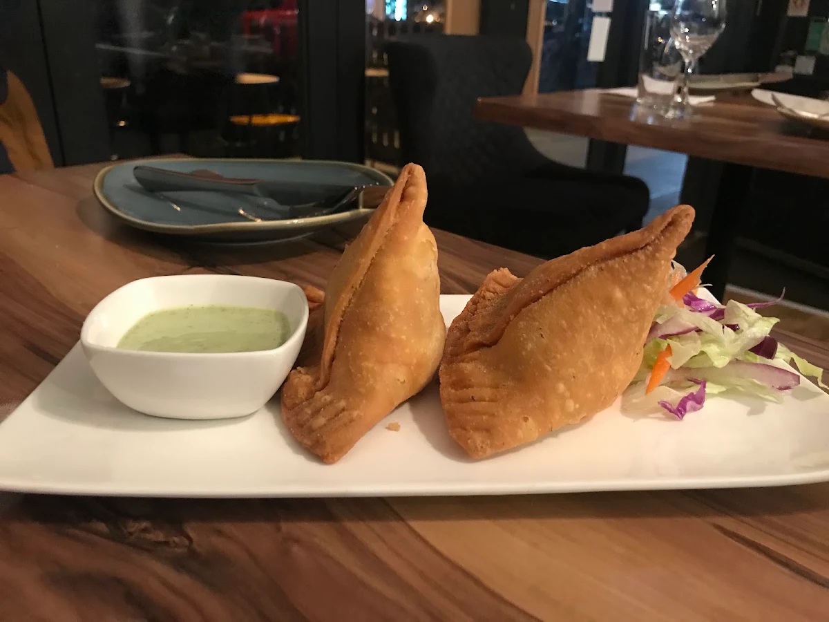 Samosa, 3 Brothers on Chapel