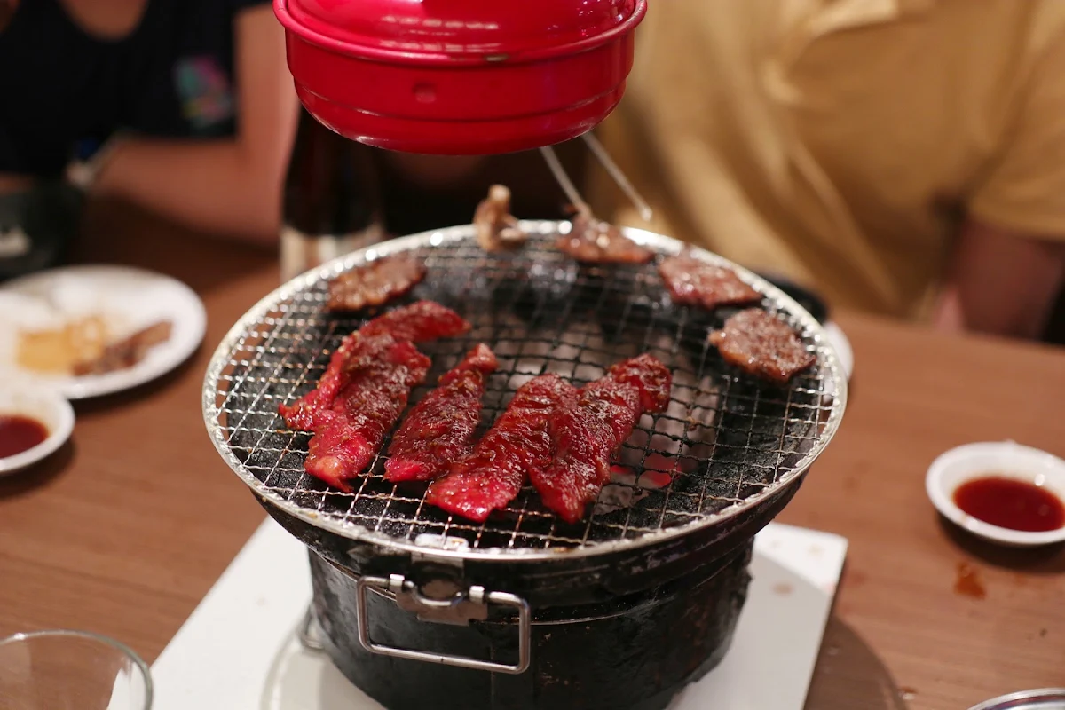 カルビ, Yakiniku Hachi