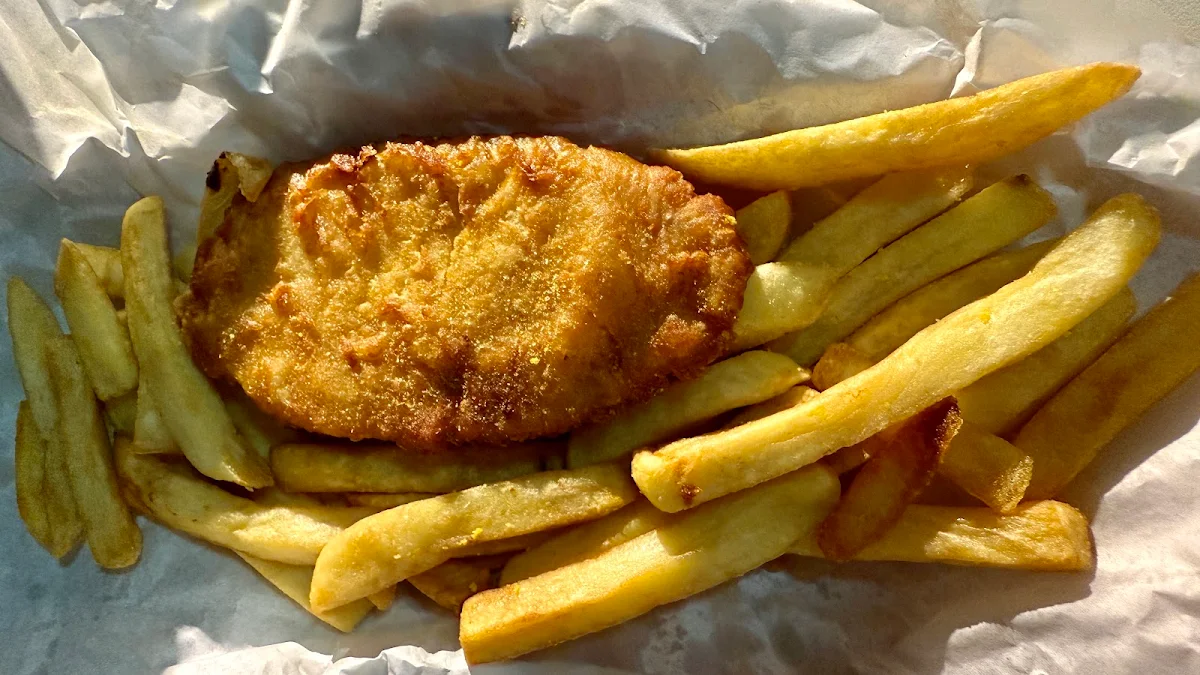 Snapper N Chips, Coona Fish Shop