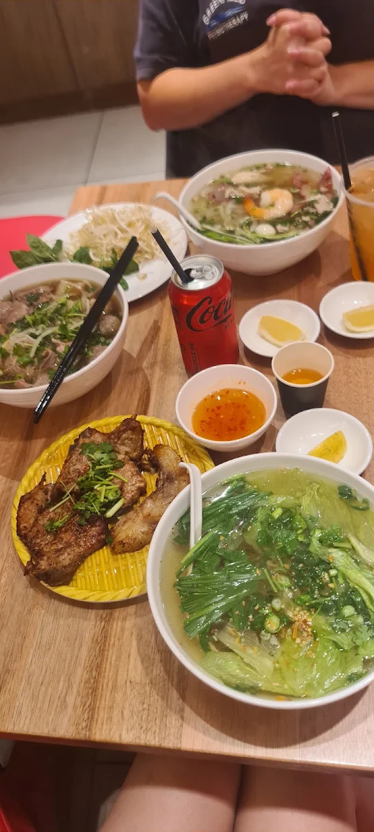 Highlights, Phuong Nam
