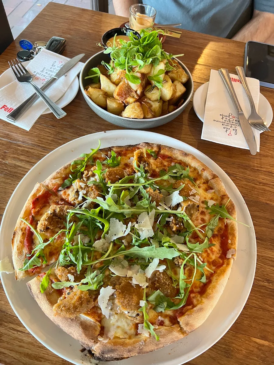 Arancini Pizza, Café Fellini