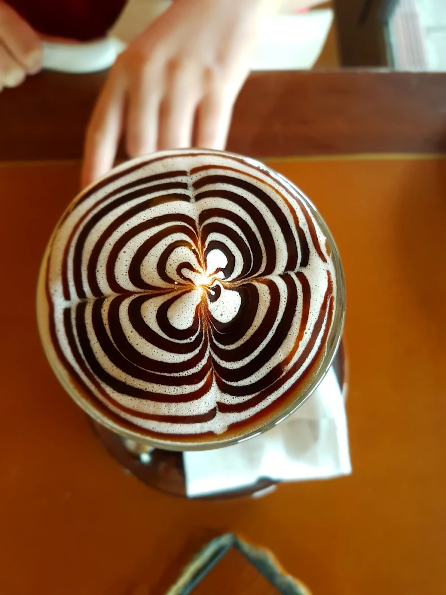 Hot Chocolate, Café Fellini
