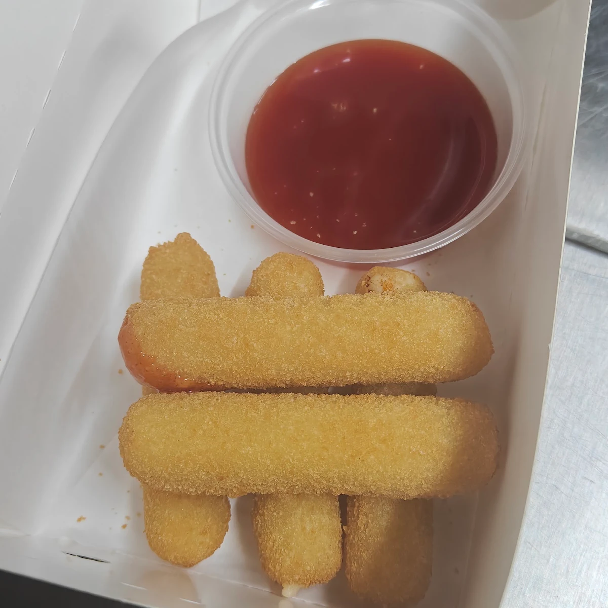 Mozzarella Cheese Sticks 5 Pieces