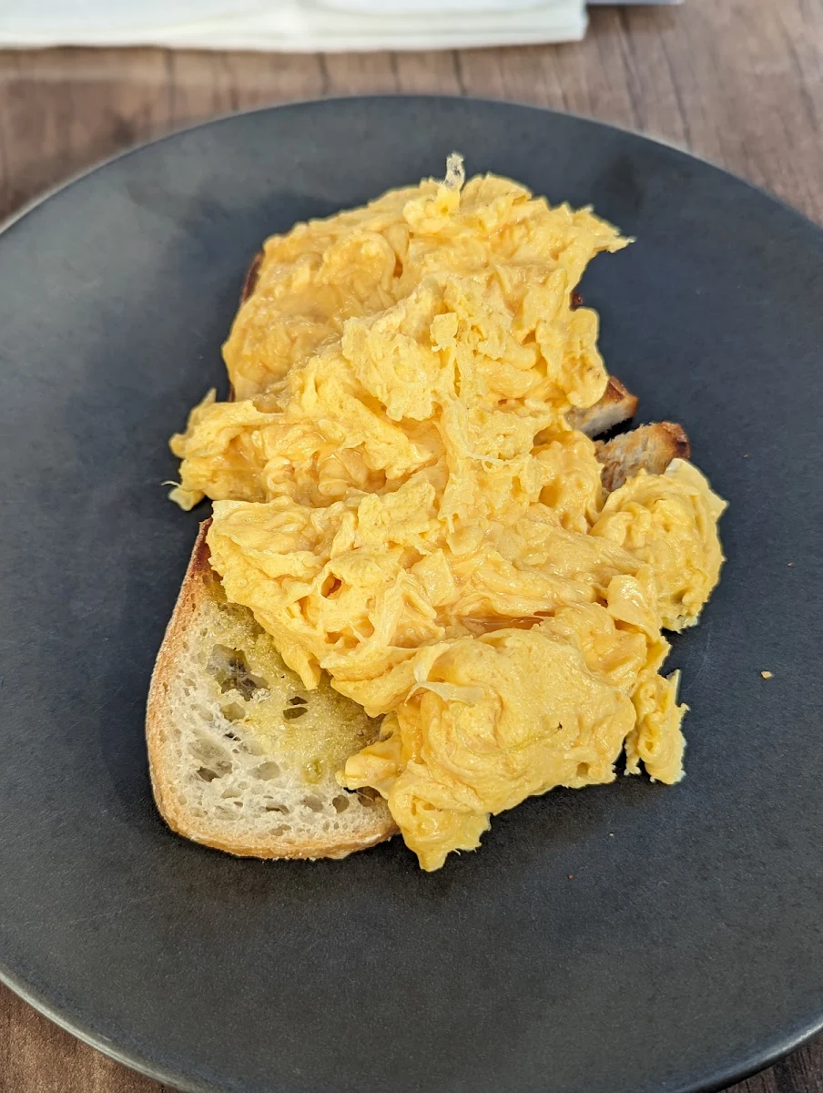 Chilli Scrambled Eggs, Lokal Cafe 3030