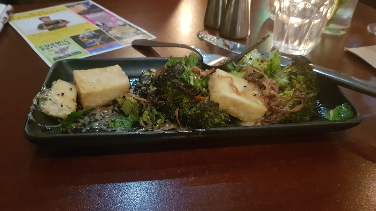 Chargrilled Brocolli with Crispy Tofu