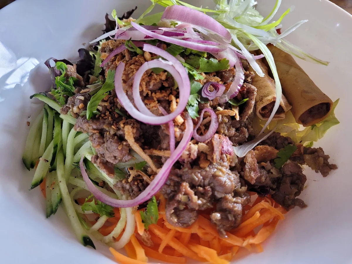 Lemongrass Beef Bún