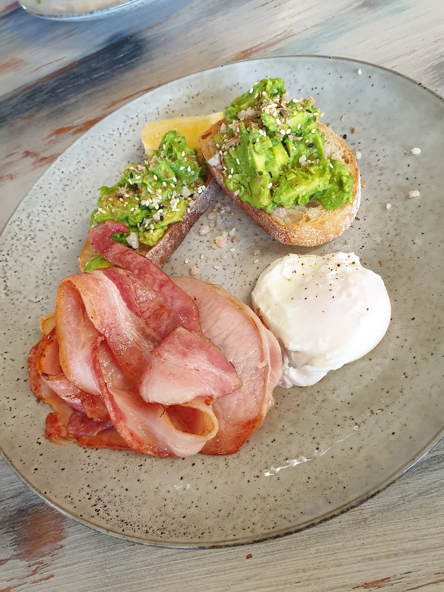 Bacon & Egg, Bunya Mountains Tavern