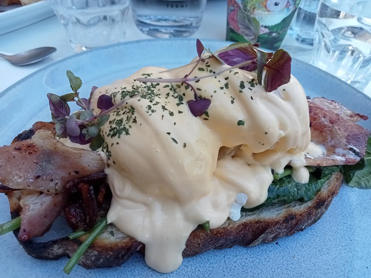 Egg Benedict