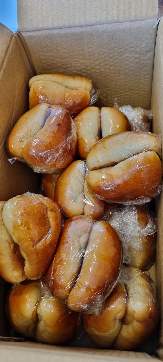 Fish Bun, Pastry Box