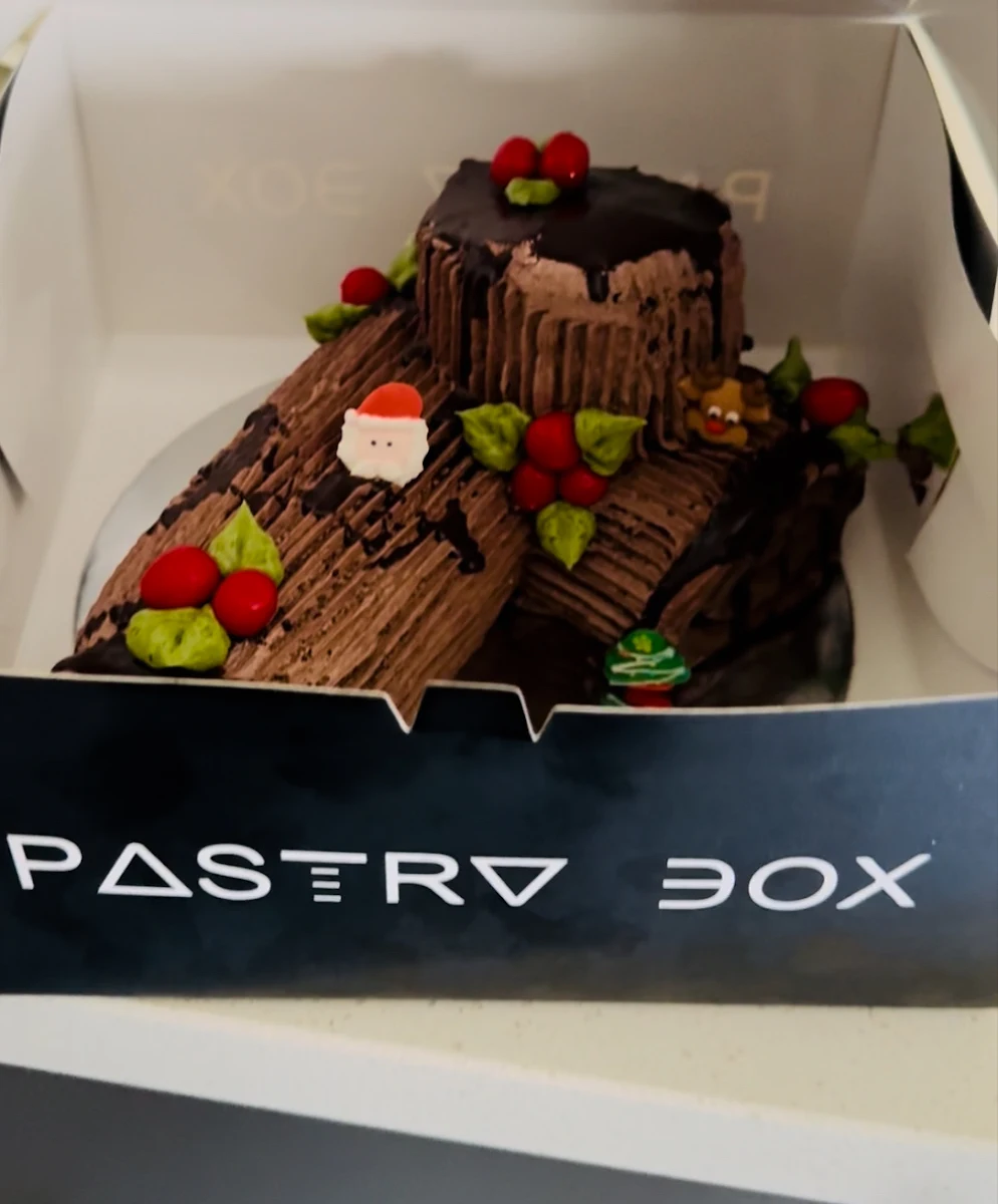 Highlights, Pastry Box