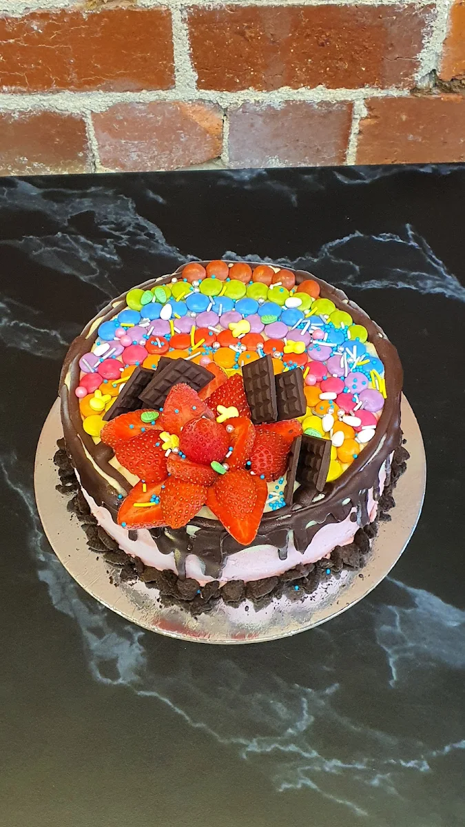 Gelato Cake Slice