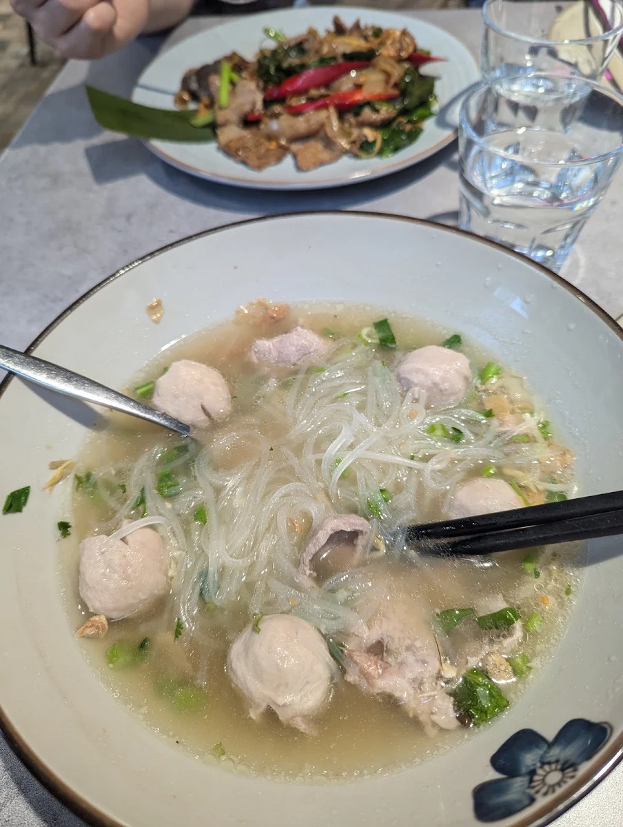 Highlights, Thai Thae Hurstville rooftop Westfield