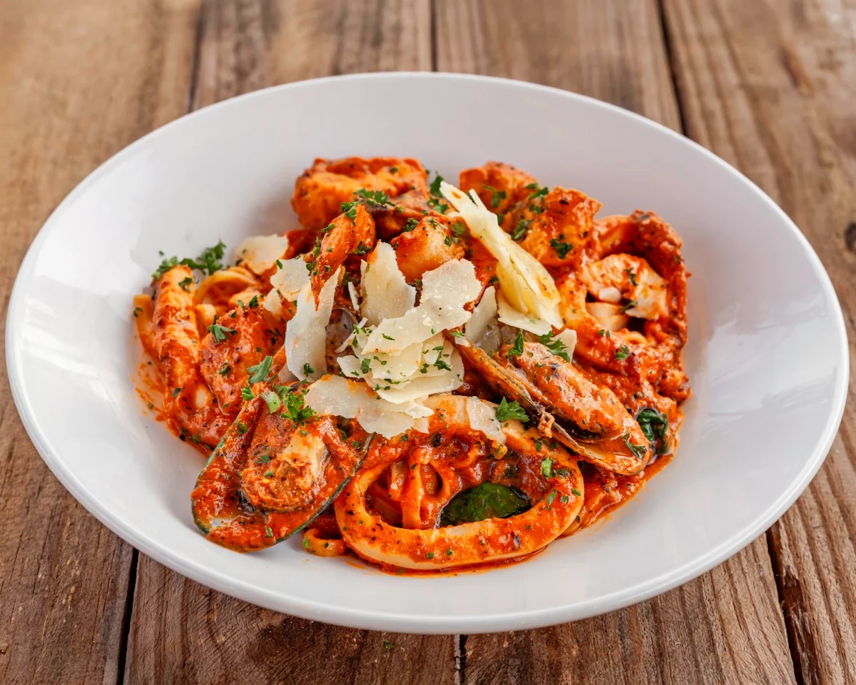 Highlights, SOLE RESTAURANT & BAR