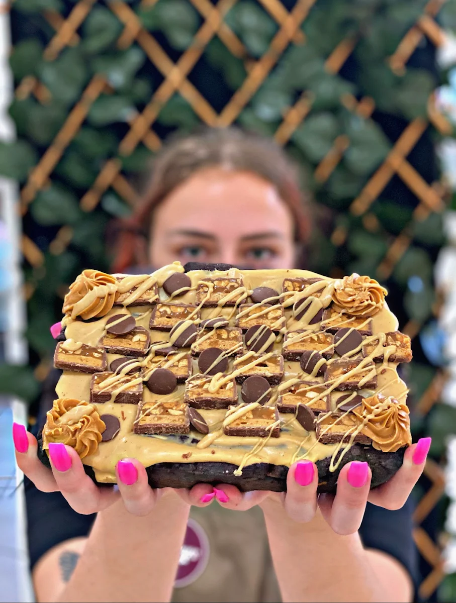 Snickers Peanut Butter Brownie