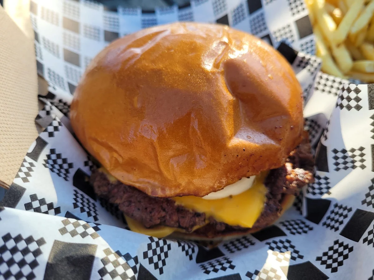 Highlights, Boozy Burgers