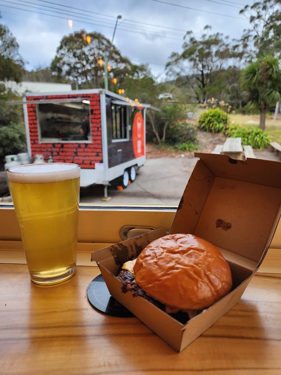 Highlights, Boozy Burgers