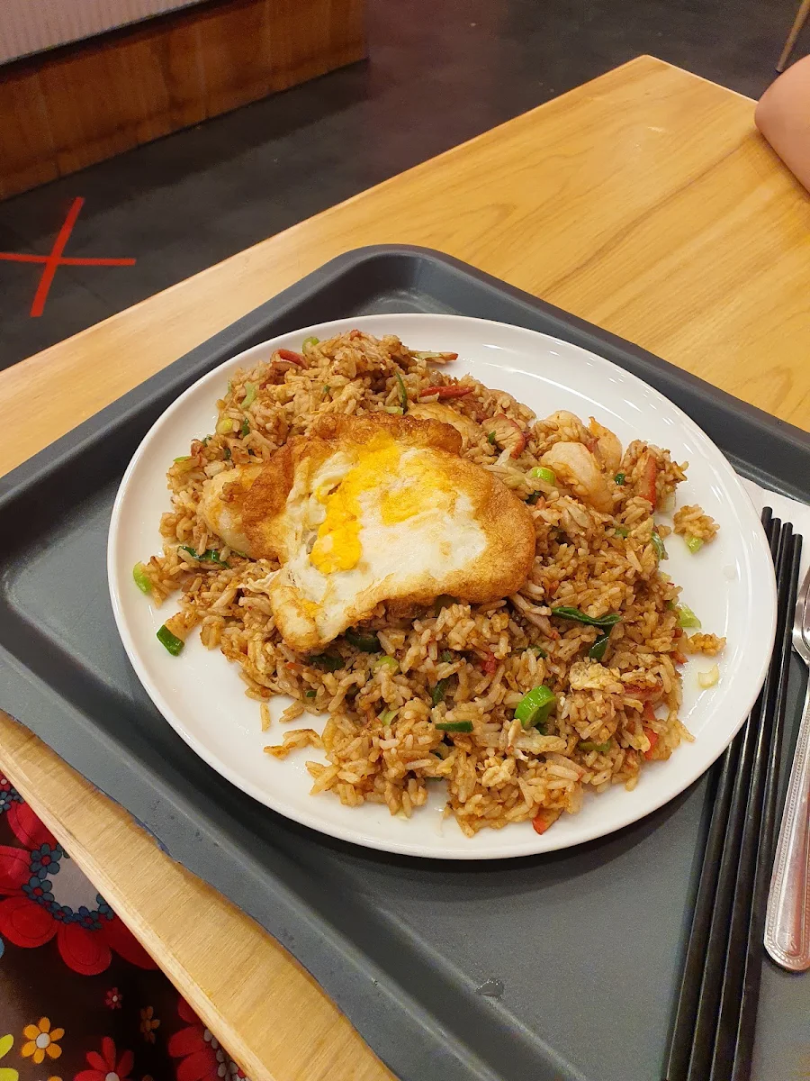 Highlights, Little Hong Kong (upstairs food court)
