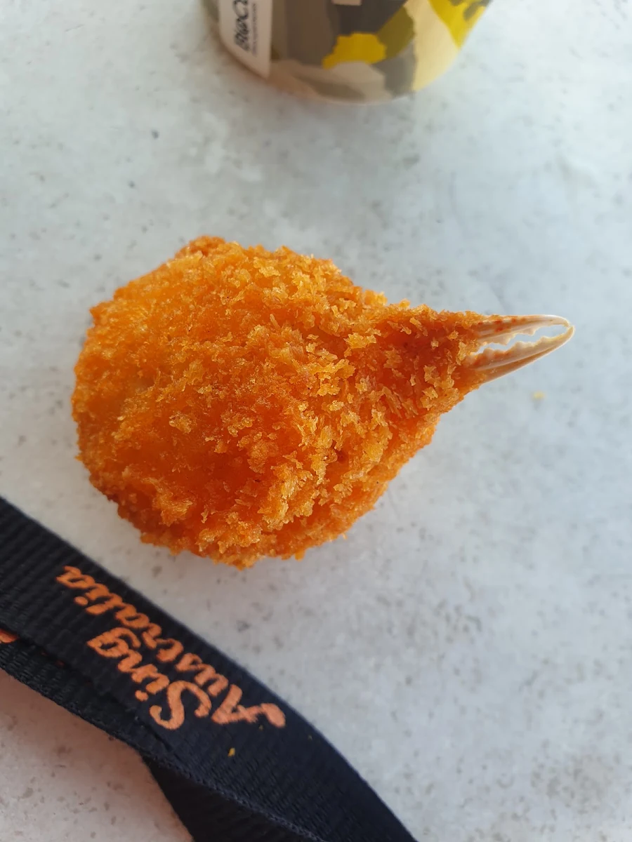 Crab Bite, Cardwell Seaview Deli Cafe