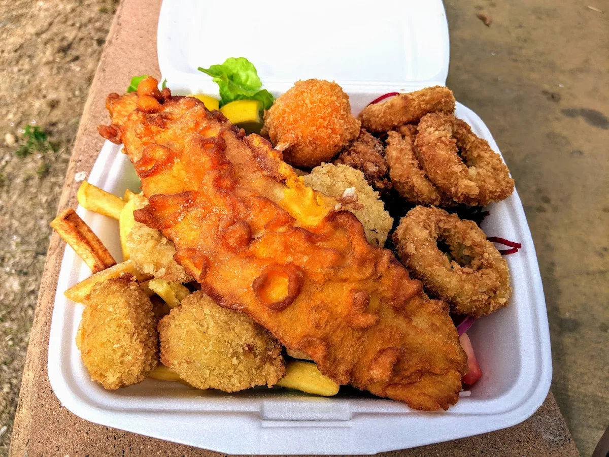 Seafood Pack, Cardwell Seaview Deli Cafe