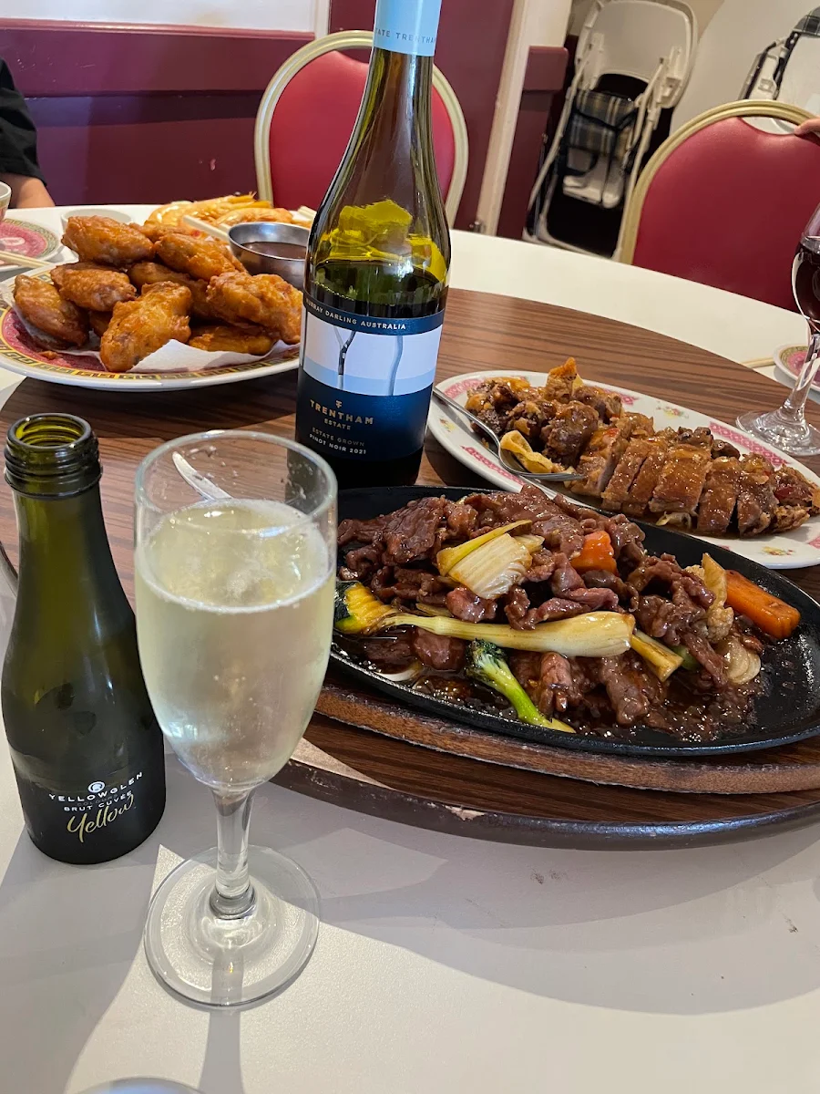 Highlights, Double Eight Chinese Restaurant