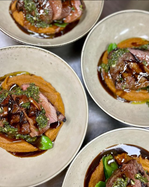 Highlights, Elroys - Cafe, Bar & Restaurant