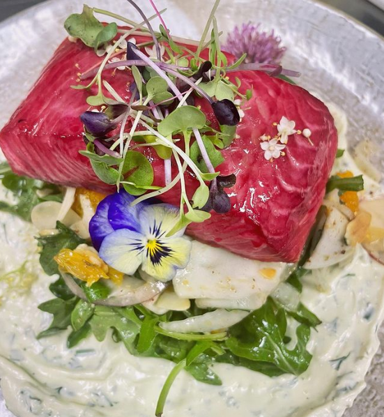 Highlights, Elroys - Cafe, Bar & Restaurant