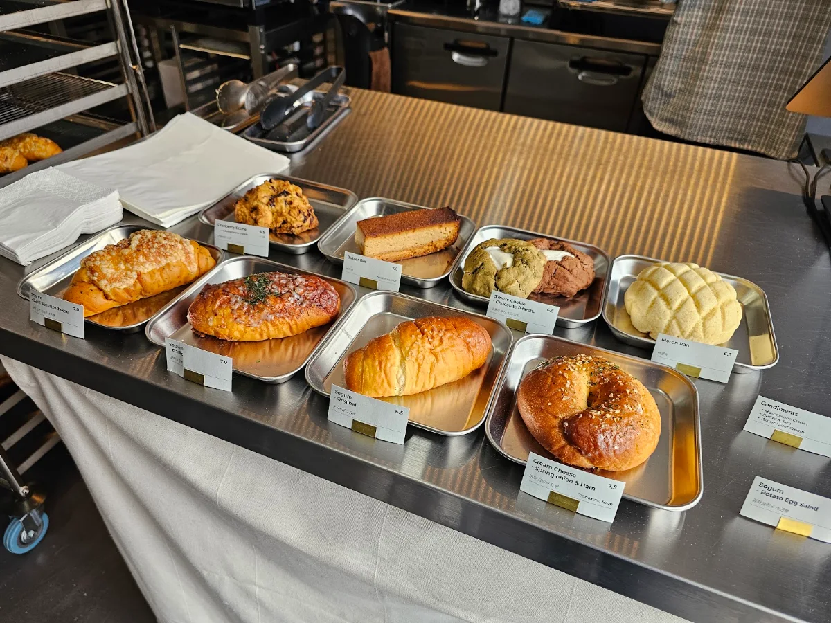 Highlights, Plot Coffee & Bakery
