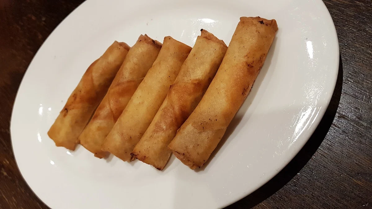Prawn Spring Rolls, Hao Phong