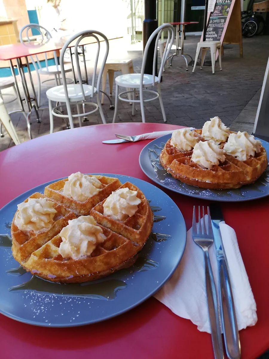 Waffles Large, Freo Icecream & Waffles