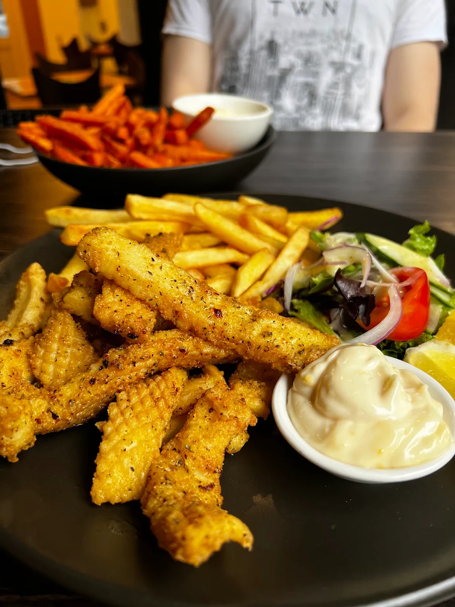 Salt & Pepper Squid Chips Garden Salad