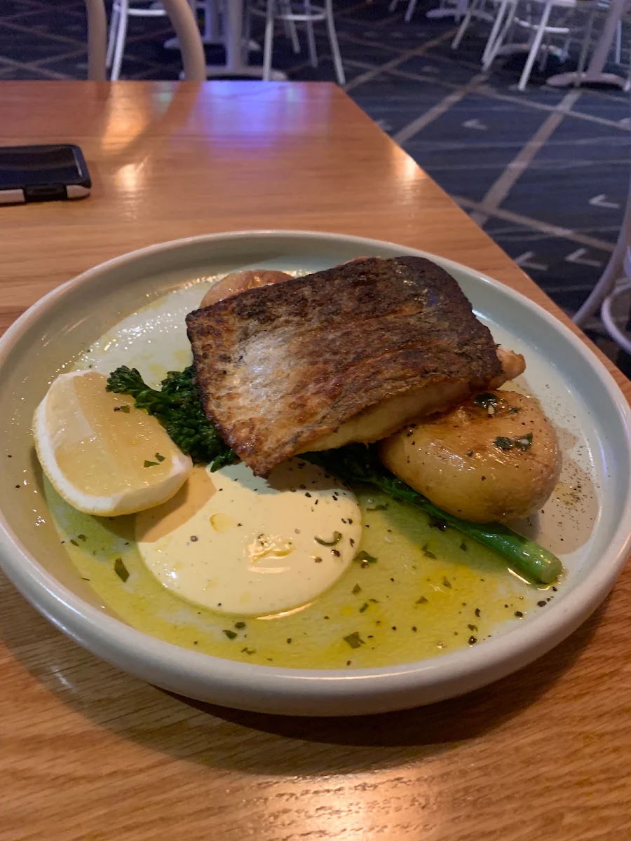 Highlights, The Corrimal Hotel