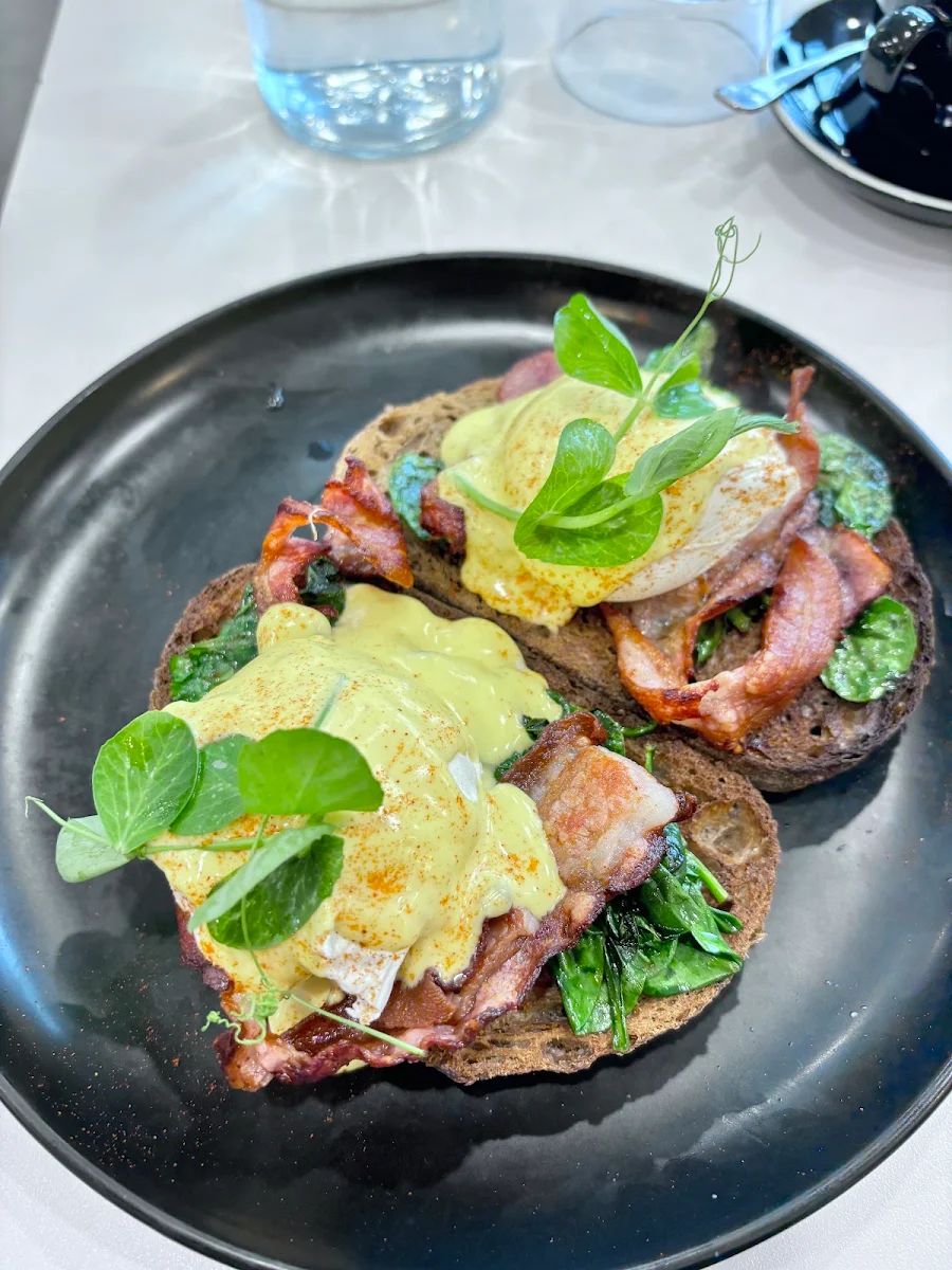 Eggs Benedicte, Fork & Spoon
