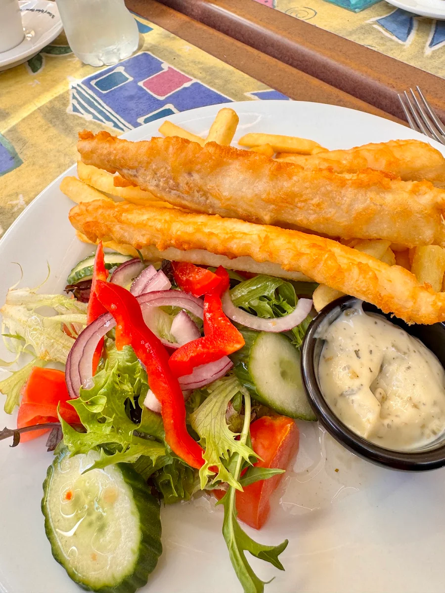 Flathead Tails & Chips, Capri Cafe
