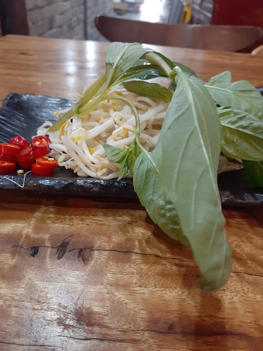 Bean Sprouts, Me Pho Vietnamese Street Food