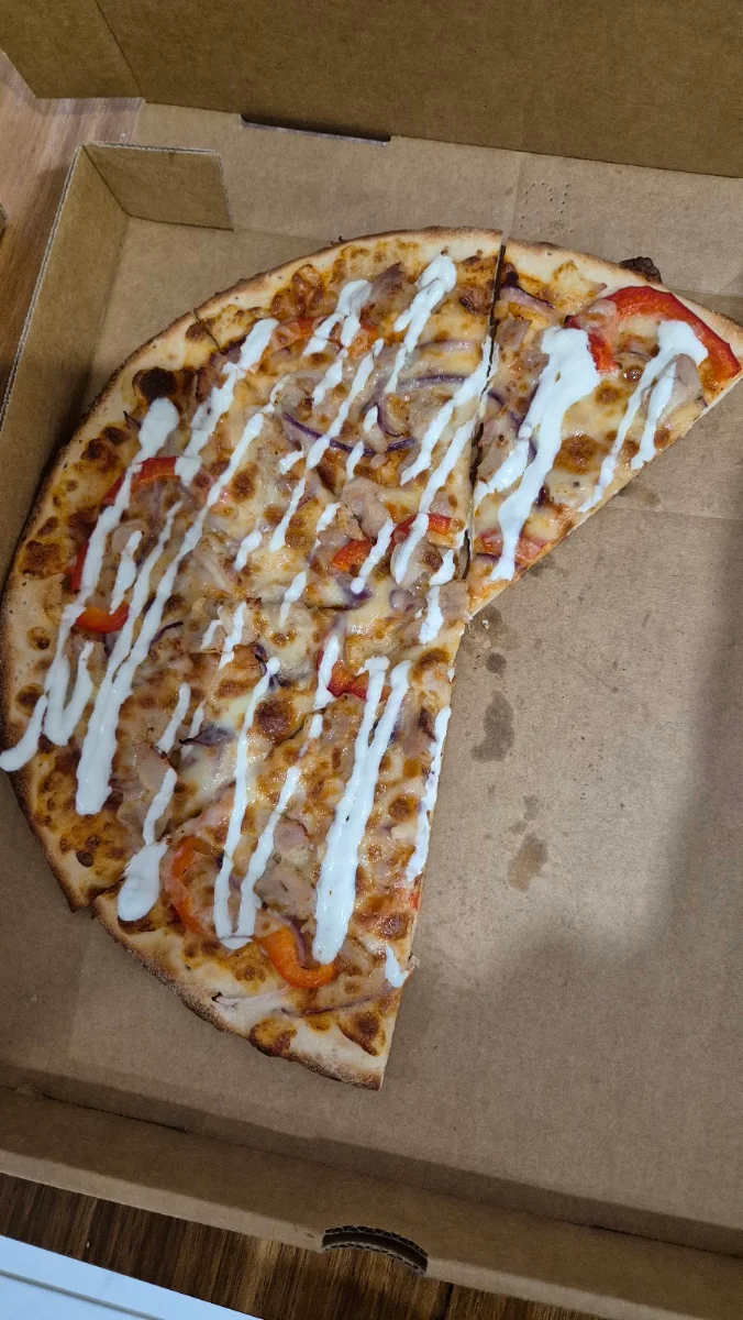 Butter Chicken Pizza