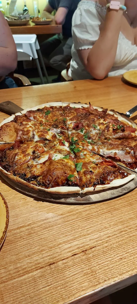 Extra Large Pizza