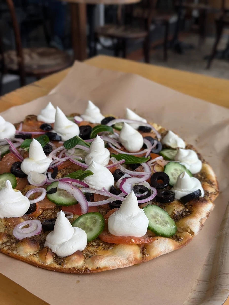 Zoator and Veggie Pizza