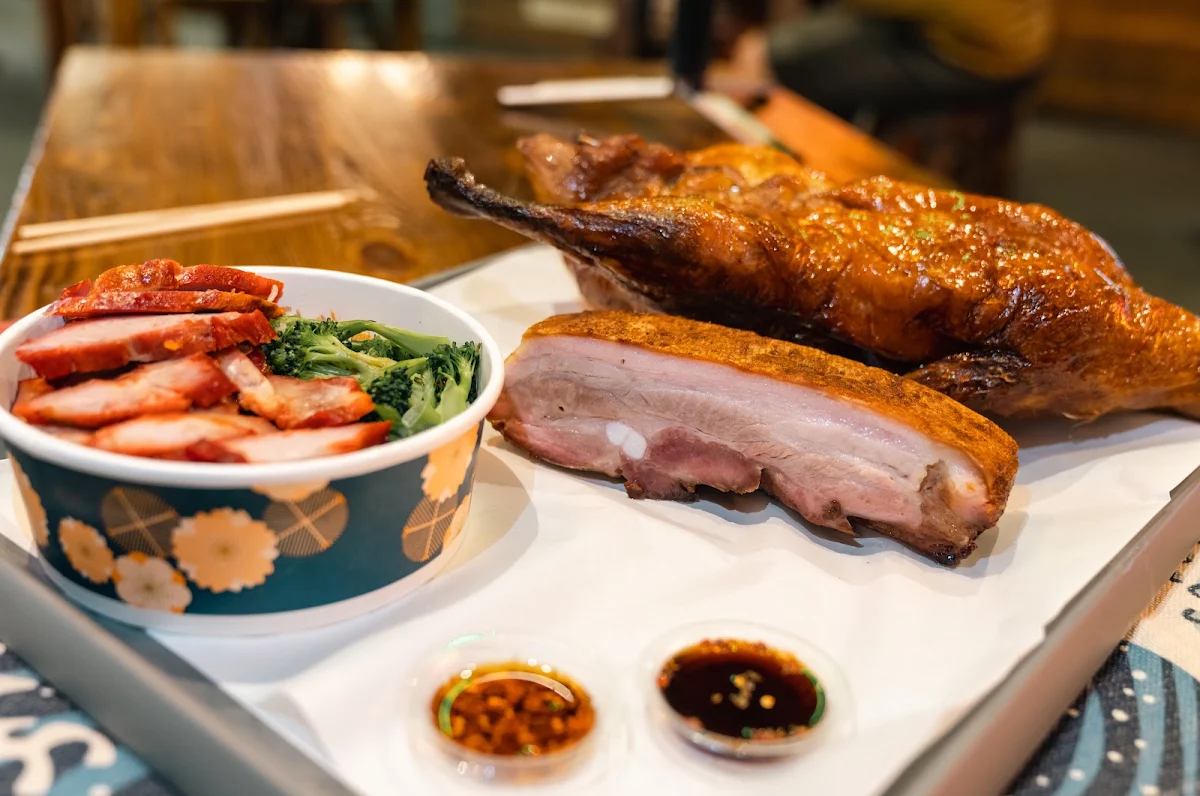 Roast Duck, 8 Street Mt Ommaney 八號胡同