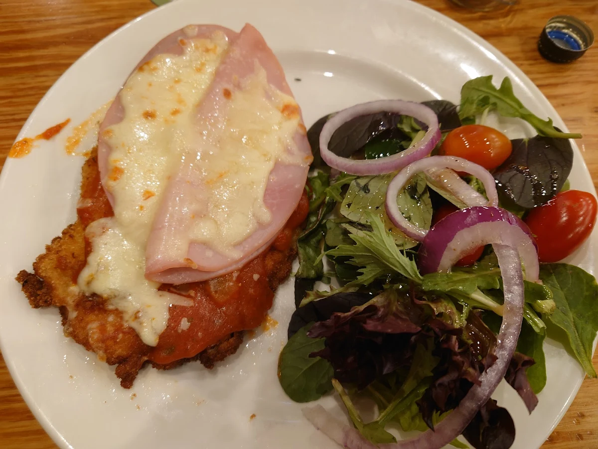 Schnitzel Parma, Schnitz Liverpool