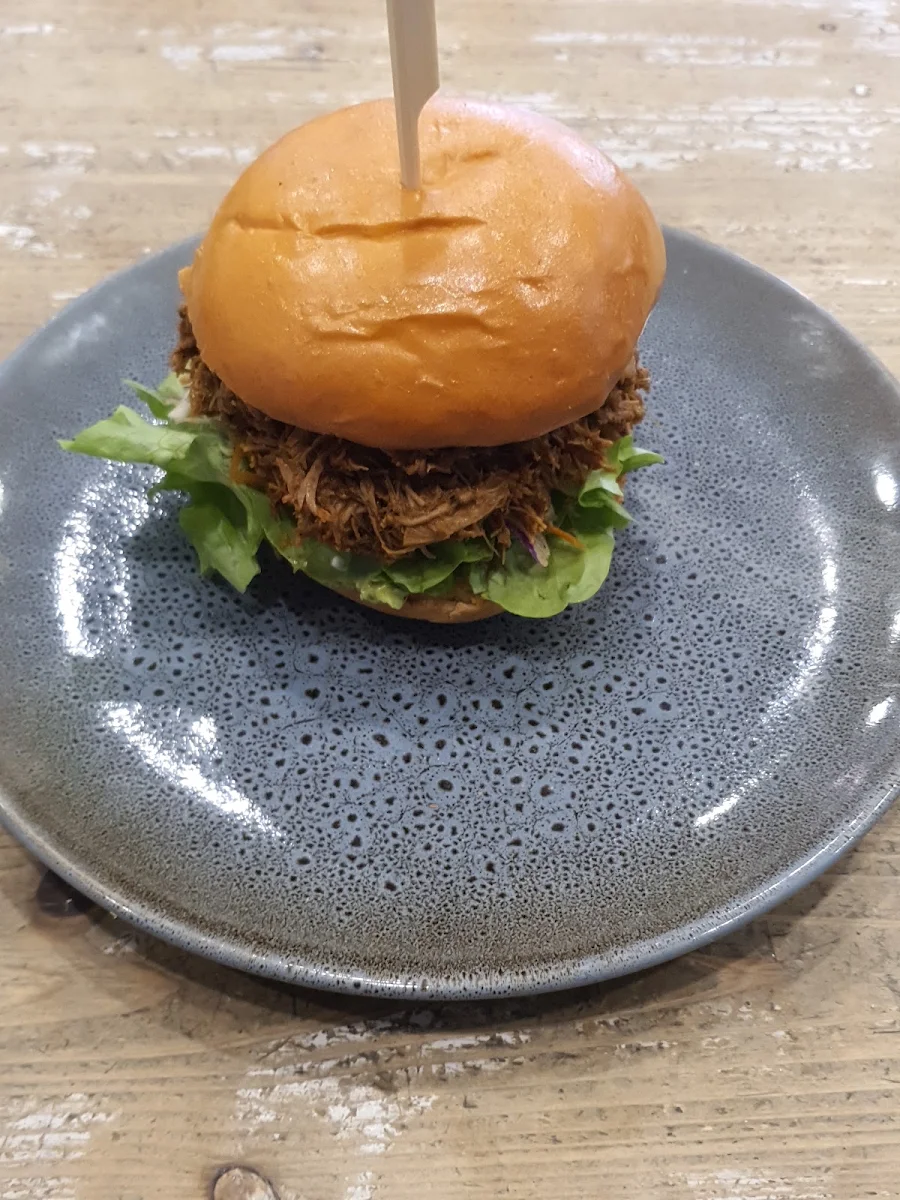 Pulled Pork Burger, Fink Cafe
