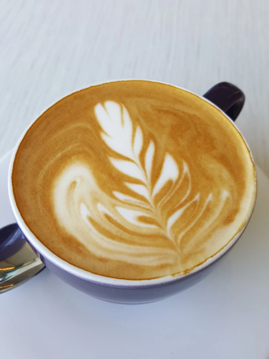 Mocha, Lakeside Cafe