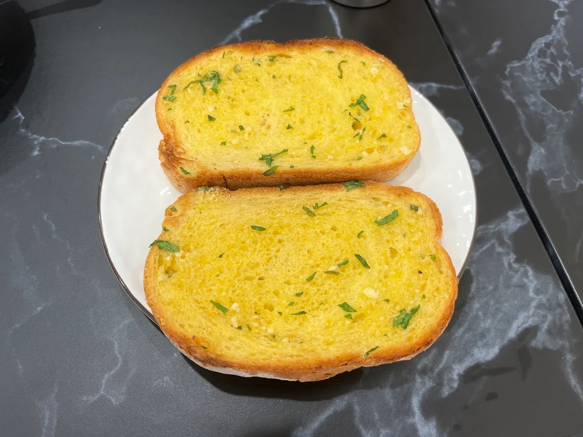 Garlic Bread, pasta piatto